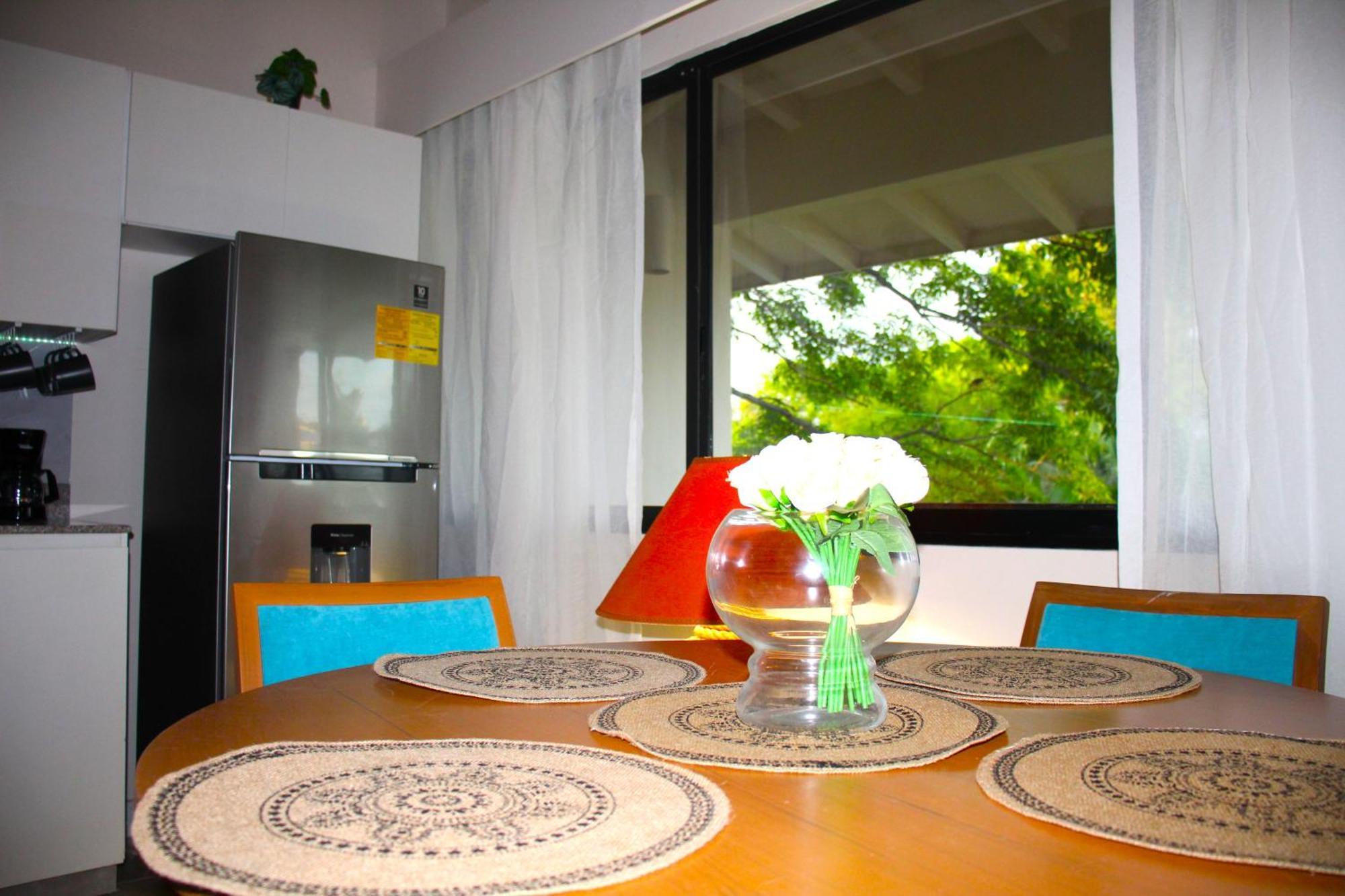 Private Family Room In Coronado Luxury Club & Suites Playa Coronado Esterno foto