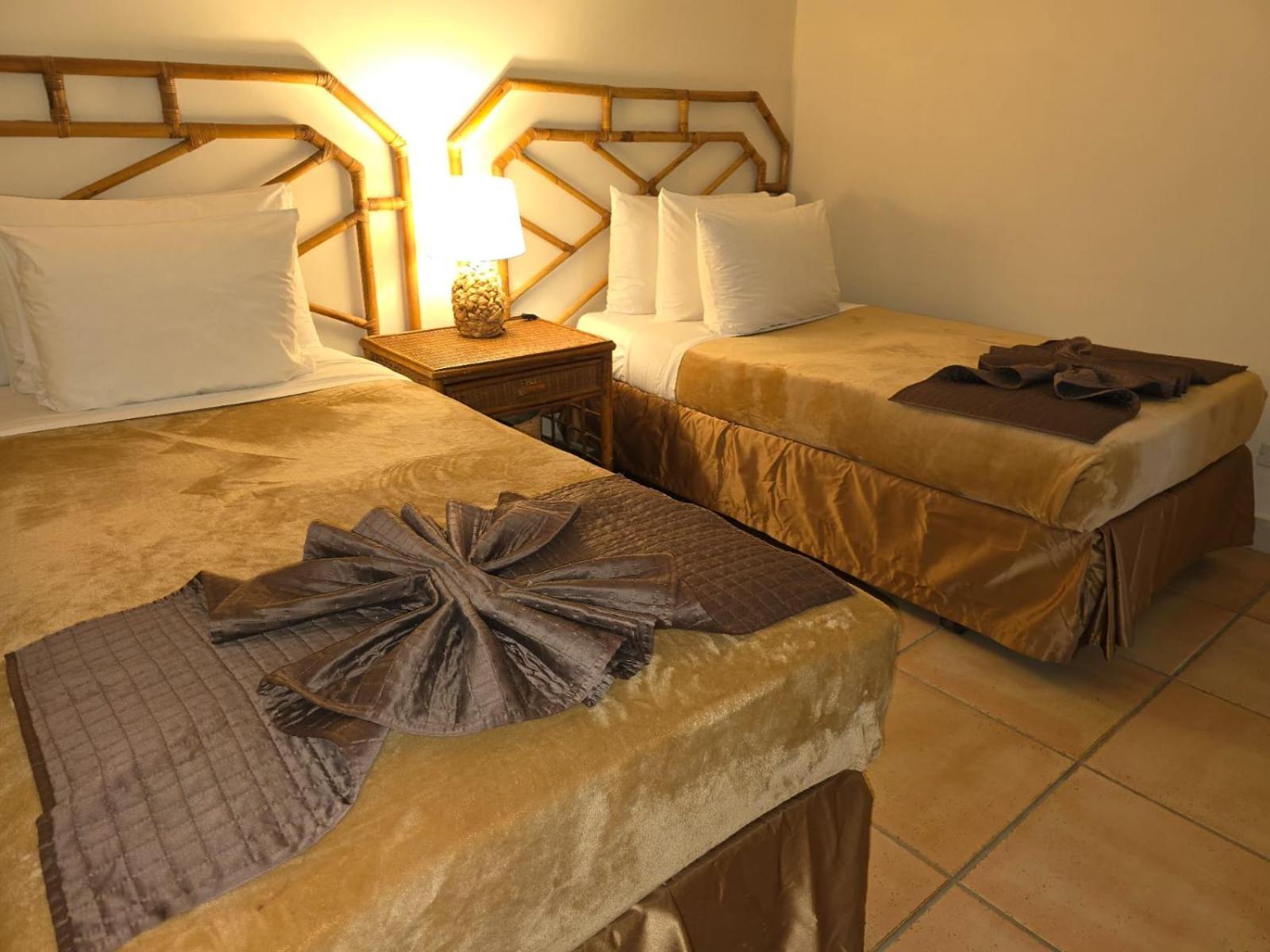 Private Family Room In Coronado Luxury Club & Suites Playa Coronado Esterno foto